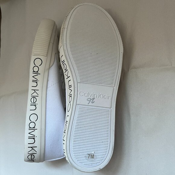 Calvin Klein KCLAURI-R Women's White Off-White Canvas Sneaker Shoes, Size 7M - Picture 8 of 8